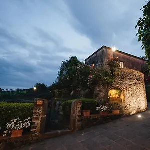 Séjour à la ferme Perrotta, SantʼAlfio